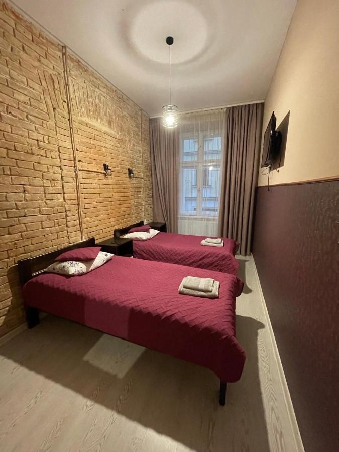 Вірменська 8 Lviv Ngoại thất bức ảnh